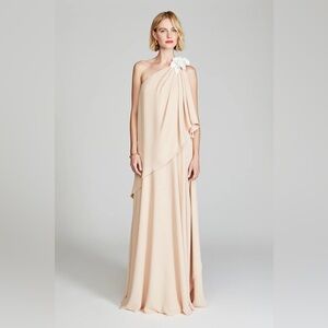 Solena georgette gown by Halston—Elegant Cream One-Shoulder Dress